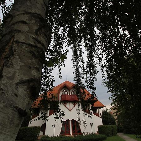 Grantek Üdülőház Balatonlelle Exterior foto
