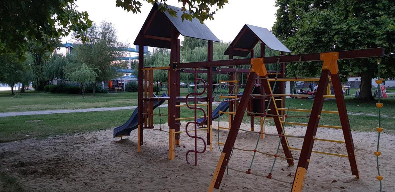 Grantek Üdülőház Balatonlelle Exterior foto
